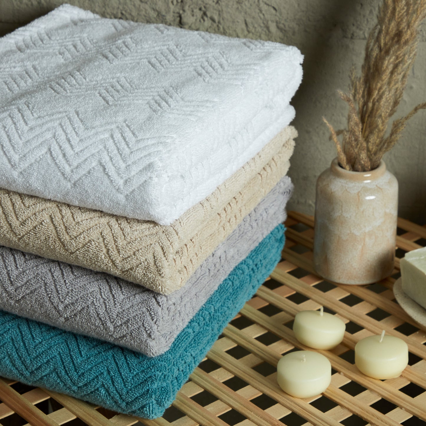 Lily Banyo Havlusu / Beyaz